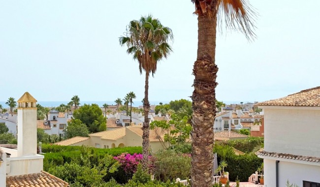 Begagnad - Villa - Orihuela Costa - Villamartín