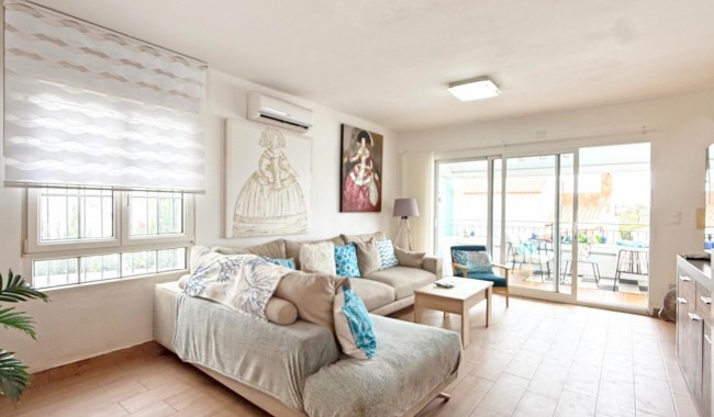 Begagnad - Villa - Orihuela Costa - Villamartín