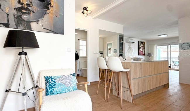 Begagnad - Villa - Orihuela Costa - Villamartín