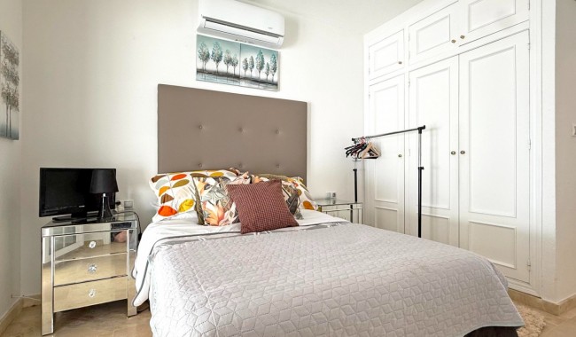 Begagnad - Villa - Orihuela Costa - Villamartín