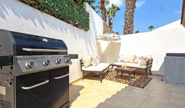 Begagnad - Villa - Orihuela Costa - Villamartín