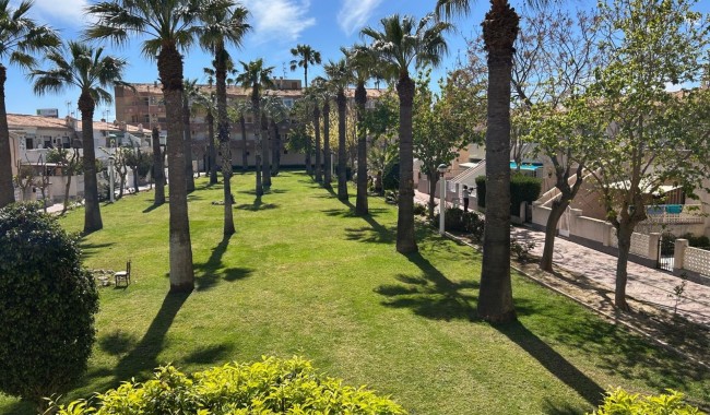 Sprzedaż - Apartament - Cabo Roig
