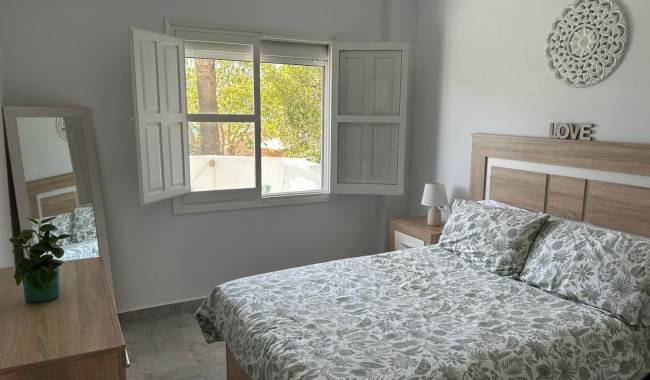 Sprzedaż - Apartament - Cabo Roig
