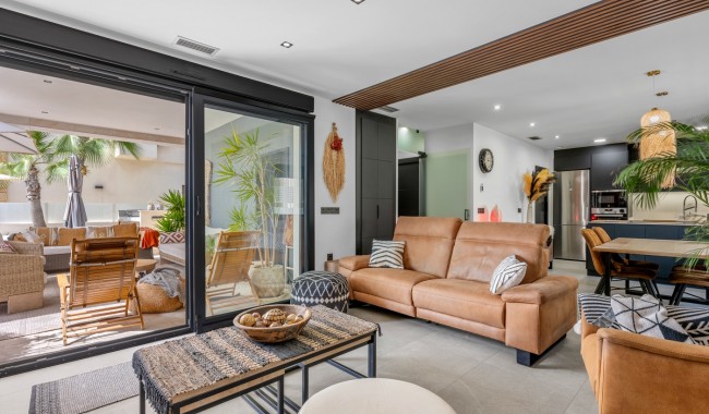 Begagnad - Villa - Benijófar