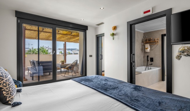 Begagnad - Villa - Benijófar