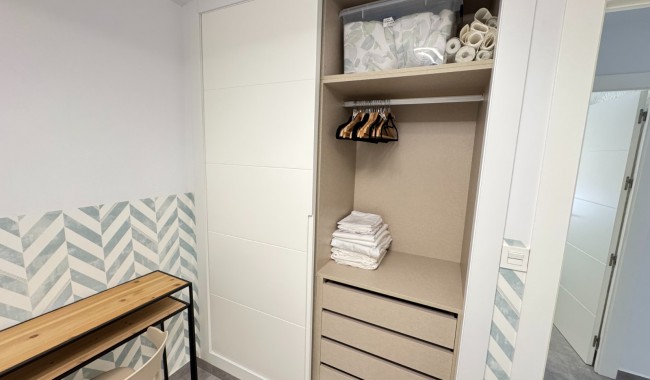 Sprzedaż - Apartament - Guardamar - Beach Guardamar