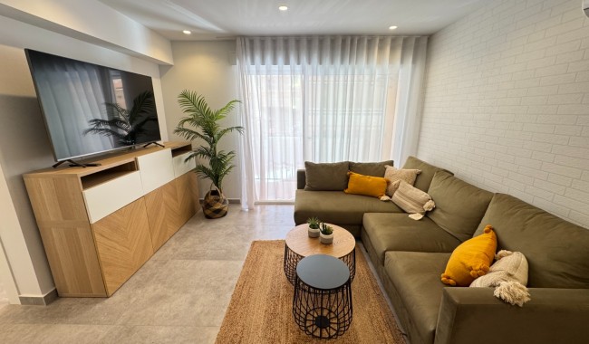 Sprzedaż - Apartament - Guardamar - Beach Guardamar