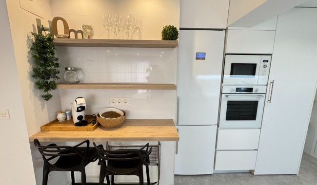Sprzedaż - Apartament - Guardamar - Beach Guardamar