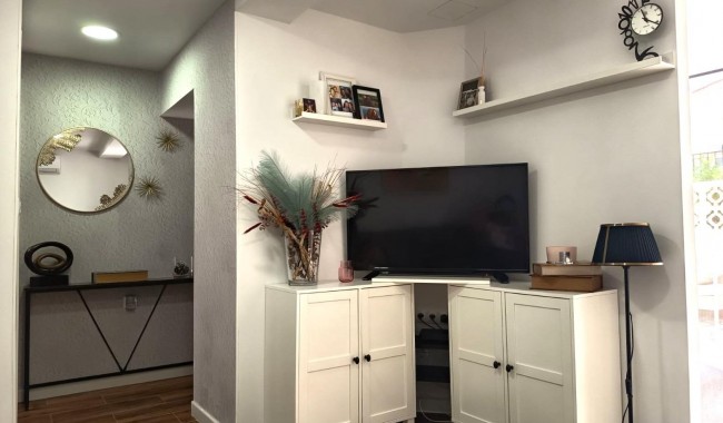 Sprzedaż - Bungalow - Torrevieja - Torreta florida