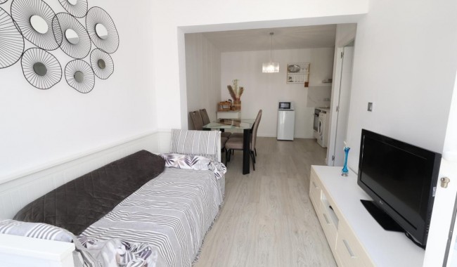 Sprzedaż - Bungalow - Torrevieja - Los Balcones