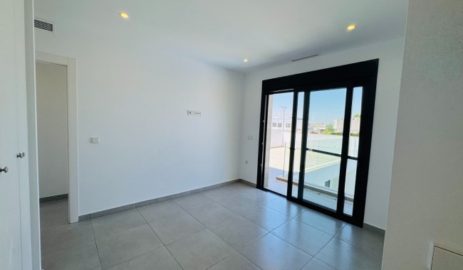 Segunda mano - Villa - San Pedro del Pinatar - LO PAGÁN