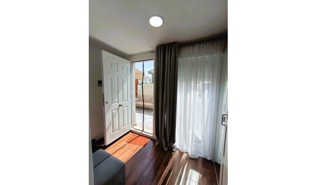 Resale - Apartment - Torrevieja - Torreta florida