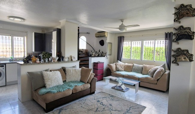 Brukt - Villa - Villamartín - Costa Blanca
