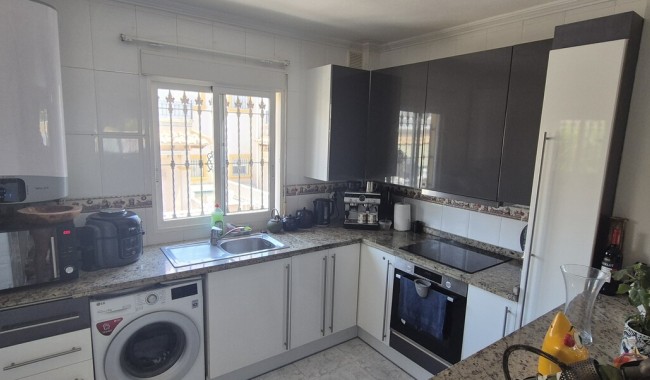 Brukt - Villa - Villamartín - Costa Blanca