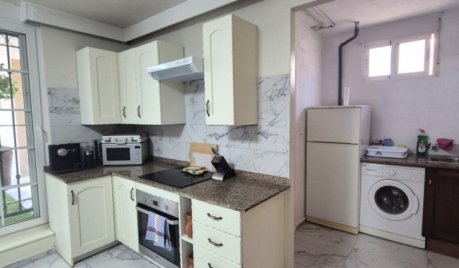 Brukt - Villa - Villamartín - Costa Blanca