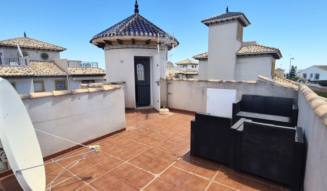 Brukt - Villa - Villamartín - Costa Blanca
