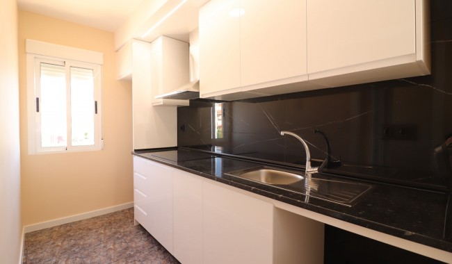 Sprzedaż - Apartament - Orihuela costa - Punta Prima