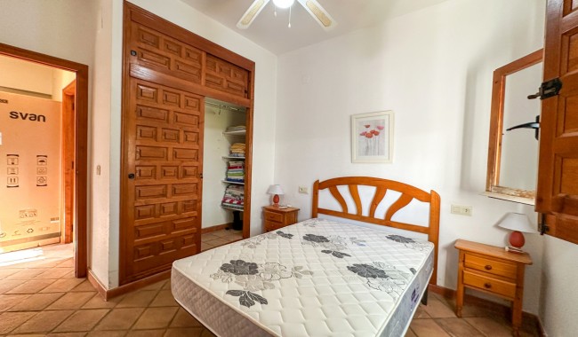 Resale - Villa - Cabo Roig