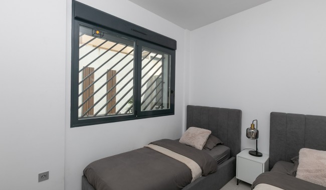 Brukt - Villa - Villamartín - Pau 26
