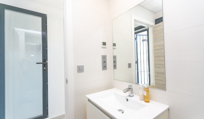 Brukt - Villa - Villamartín - Pau 26