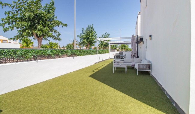 Sprzedaż - Apartament - Pilar de La Horadada - Torre de la Horadada