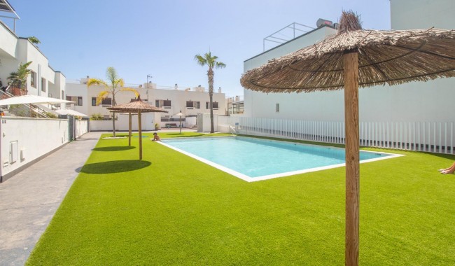 Sprzedaż - Apartament - Pilar de La Horadada - Torre de la Horadada