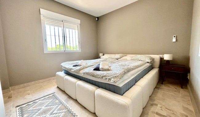 Brukt - Villa - Orihuela Costa - La Zenia