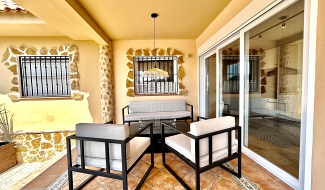 Brukt - Villa - Orihuela Costa - La Zenia