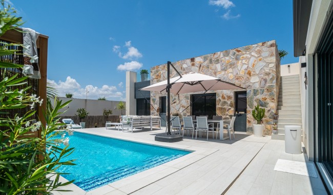 Resale - Villa - Algorfa - La Finca Golf