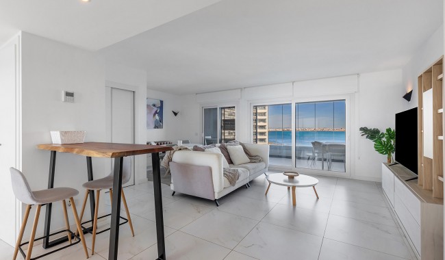 Resale - Apartment - Torrevieja - Punta Prima