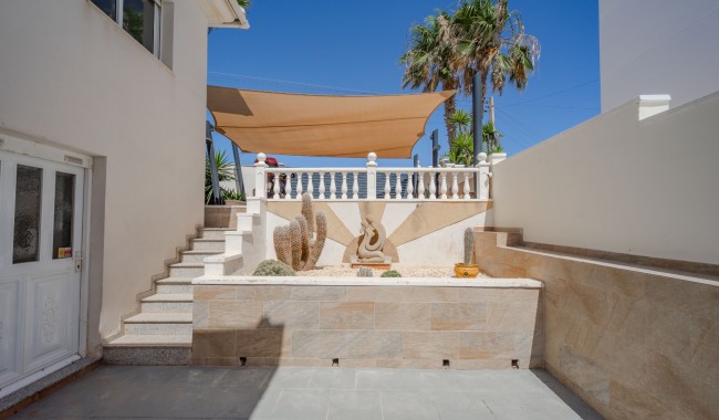 Resale - Villa - Ciudad Quesada/Rojales - La  Marquesa Golf