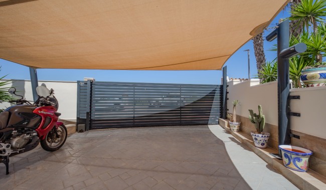 Resale - Villa - Ciudad Quesada/Rojales - La  Marquesa Golf
