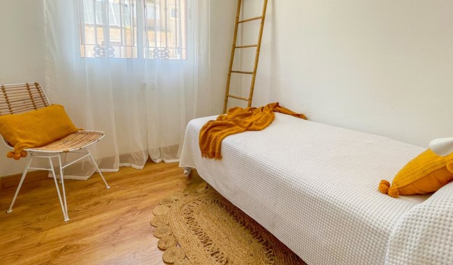 Resale - Townhouse - Orihuela Costa - Playa Flamenca
