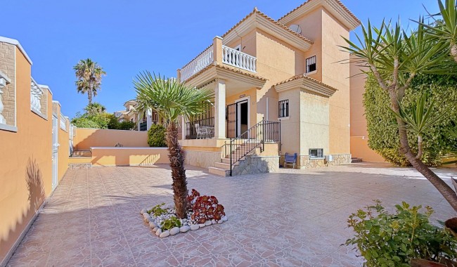 Begagnad - Villa - Orihuela - Orihuela costa