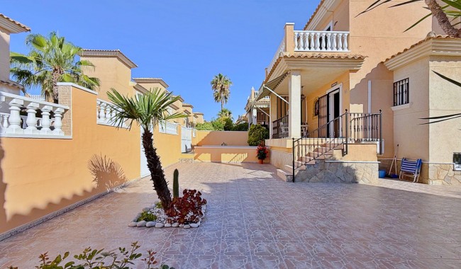 Begagnad - Villa - Orihuela - Orihuela costa