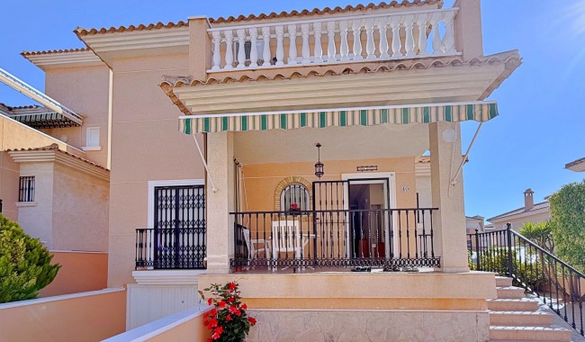 Begagnad - Villa - Orihuela - Orihuela costa