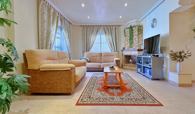 Begagnad - Villa - Orihuela - Orihuela costa
