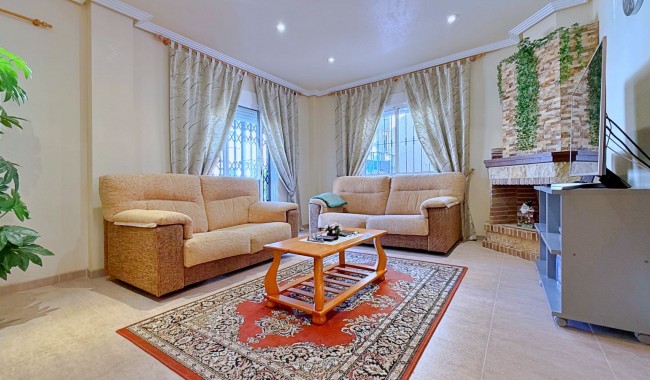 Begagnad - Villa - Orihuela - Orihuela costa