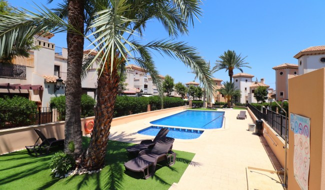 Resale - Semi-detached - Algorfa - La Finca Golf Resort