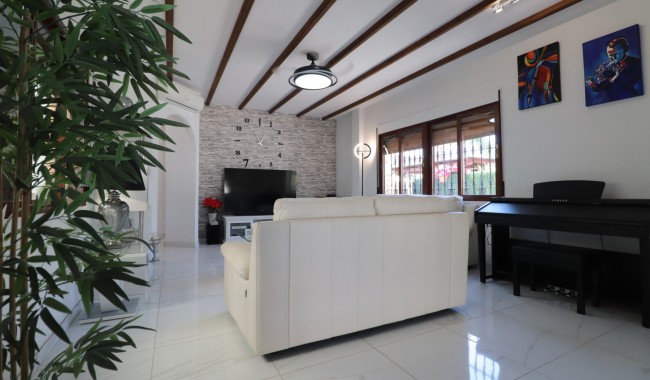 Brukt - Villa - Formentera del Segura - Fincas de La Vega