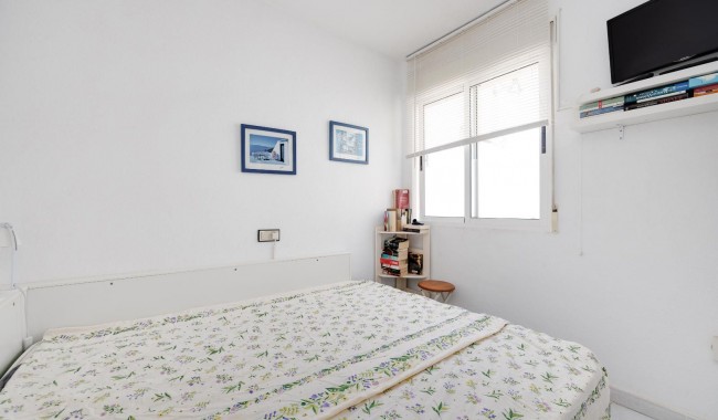 Resale - Apartment - Torrevieja - Carrefour