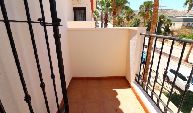 Brukt - Vertikaldelt - Algorfa - La Finca golf