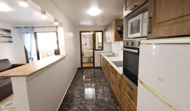 Resale - Apartment - Torrevieja - Centro