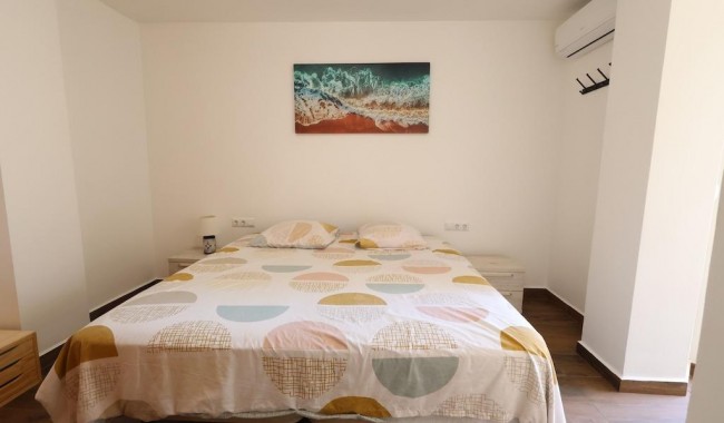 Resale - Apartment - Torrevieja - Centro