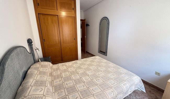 Resale - Apartment - Torrevieja - Estacion de autobuses