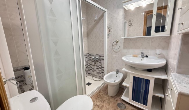 Resale - Apartment - Torrevieja - Estacion de autobuses