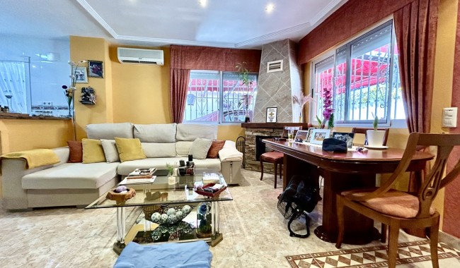 Resale - Townhouse - Torrevieja - Los Altos
