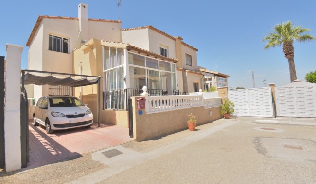 Resale - Quatro house - Algorfa - Montebello