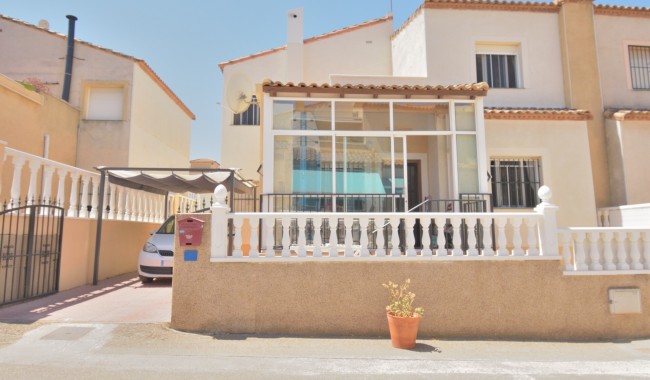 Resale - Quatro house - Algorfa - Montebello