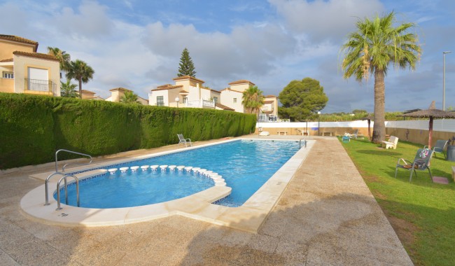 Resale - Quatro house - Algorfa - Montebello